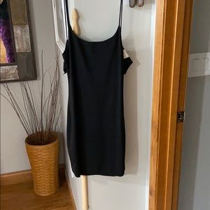 Black bodycon dress